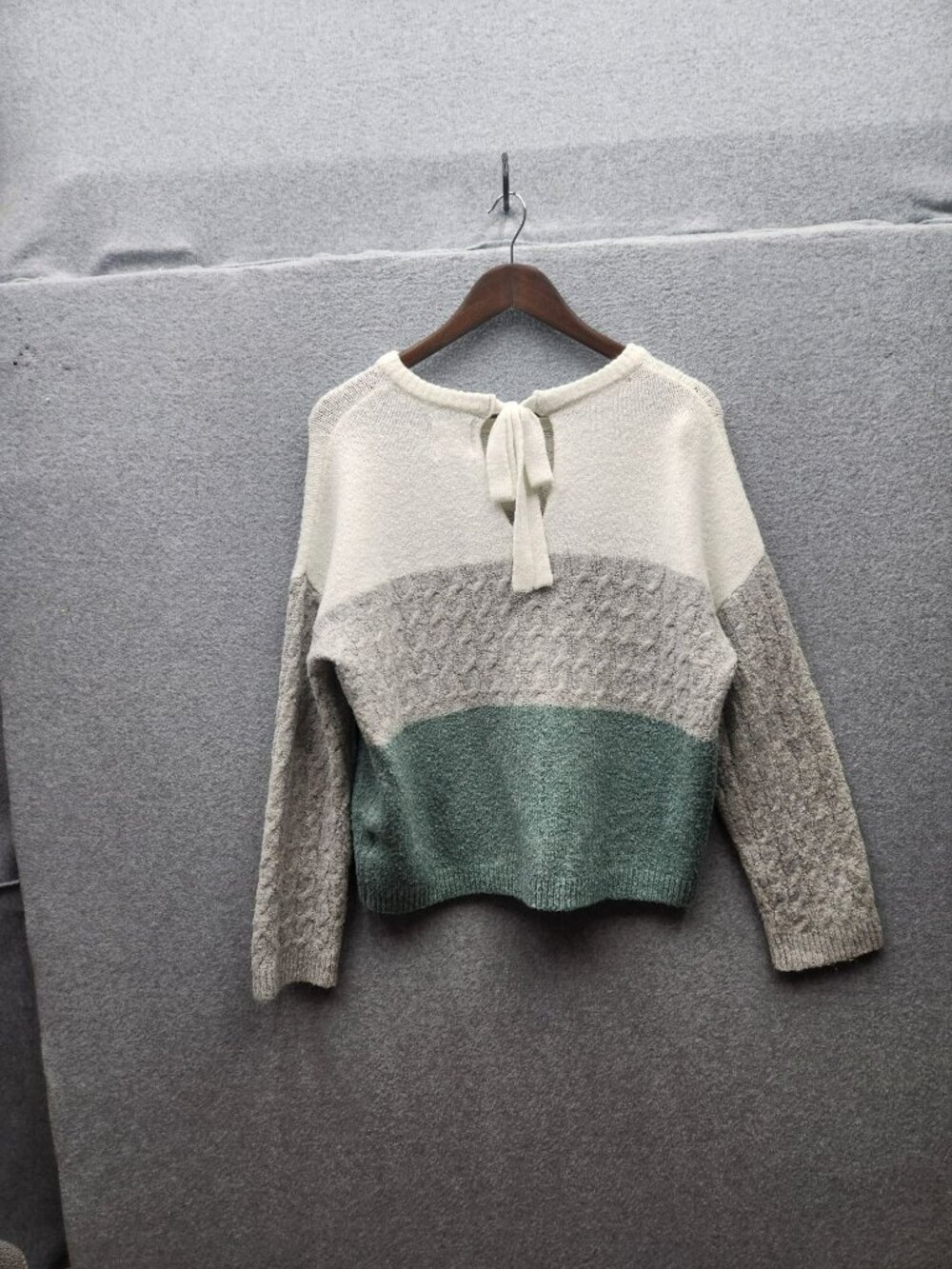 Twine And String Womens XL Colorblock Knit Sweater With Tie Back - Cream Gray & - Picture 6 of 6